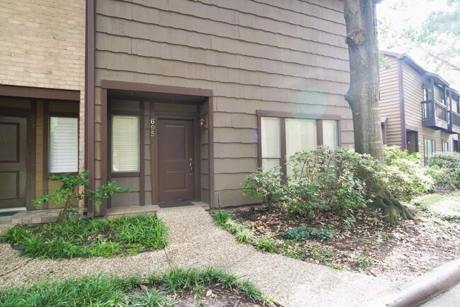 Primary Photo - 11711 Memorial Dr