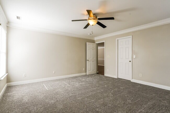 Building Photo - 447 Averasboro Dr