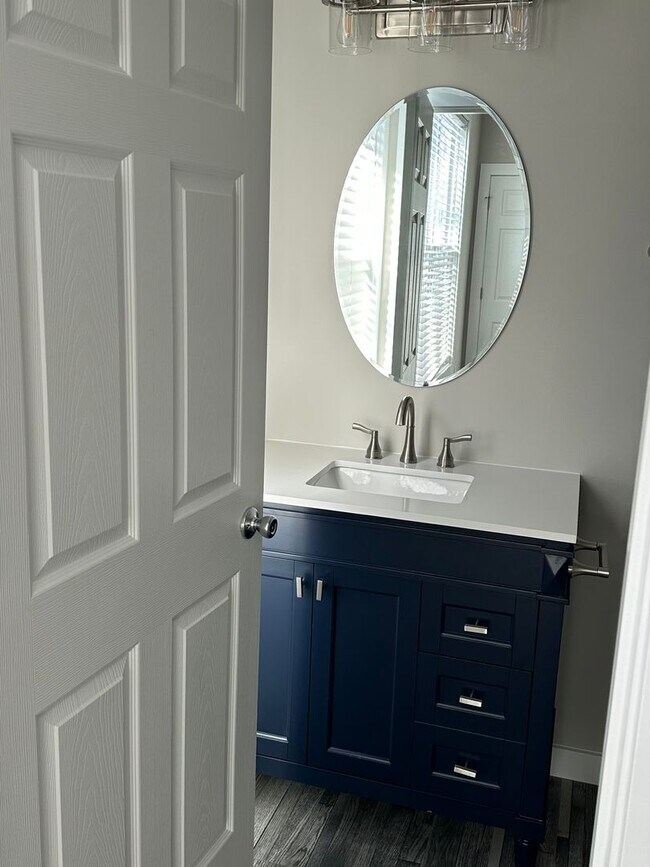 Building Photo - Short term lease. New Construction 4BR/4.5BA Great Location!