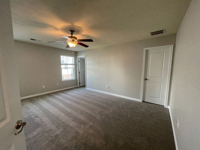 Building Photo - Wexford/Pine Township - 3 Bedroom (+1 in Basement), 3.5 Bath Townhome