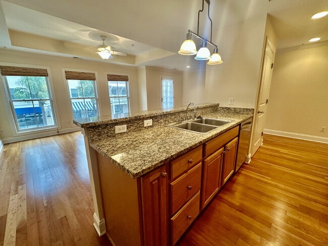Building Photo - Downtown Living in The Heart of The Blufft...