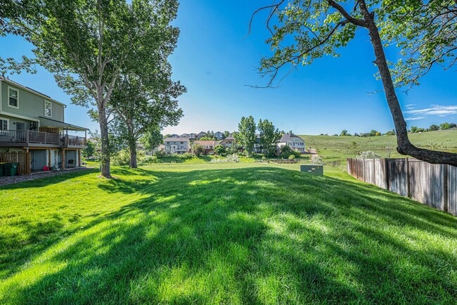Building Photo - Aug 2025 - 2 Bedroom 1.5 Bathroom Townhome...
