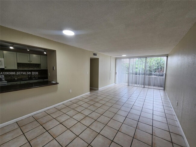 Building Photo - 802 NW 87th Ave