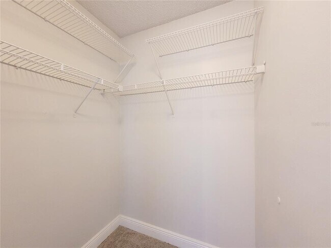 Building Photo - 2580 Grassy Point Dr