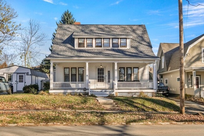 Building Photo - 12 Mansfield Ave