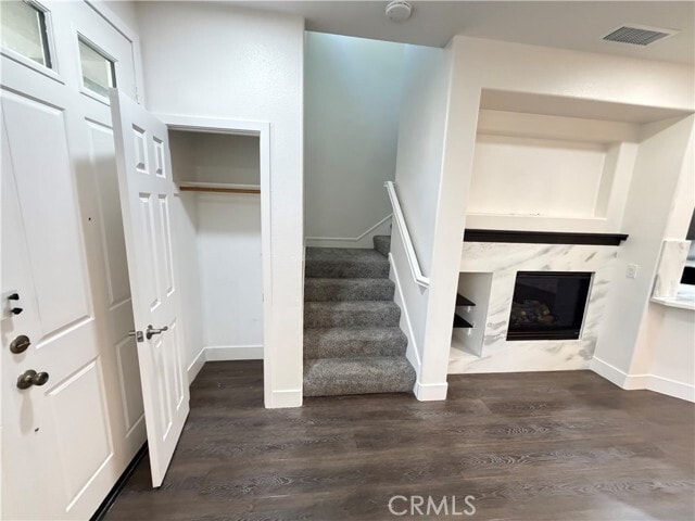 Building Photo - 9494 Jack Rabbit Dr