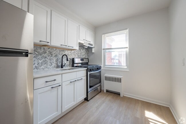 Building Photo - Edgar Gardens Apartments