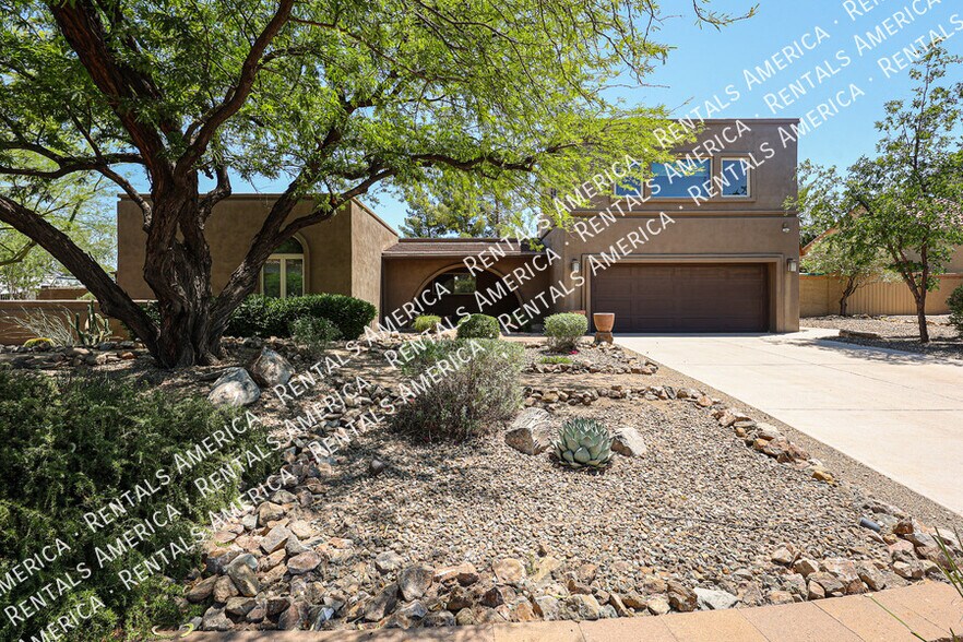 Building Photo - 15811 E Richwood Ave