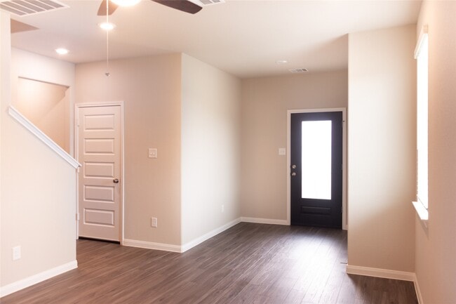 Building Photo - 15607 Buffalo Mdw Ct