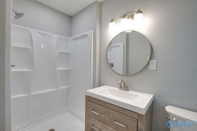 Building Photo - 3803 McEwen Dr NW