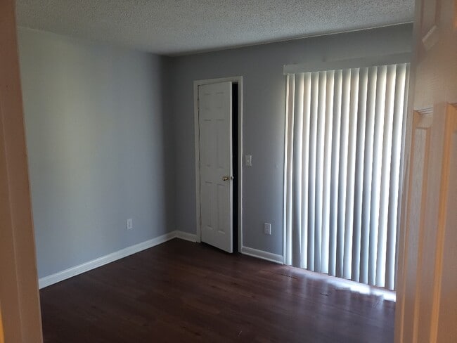 Building Photo - 4416 Sharon Chase Dr