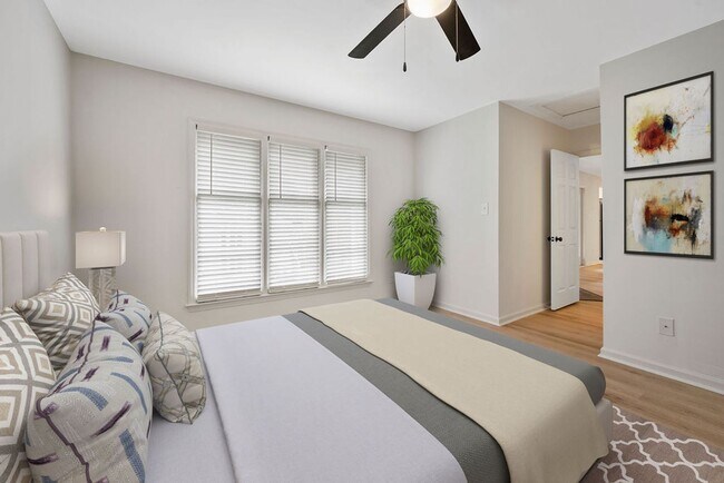 Building Photo - Newly Renovated 2 Bedroom Condo near Rex H...