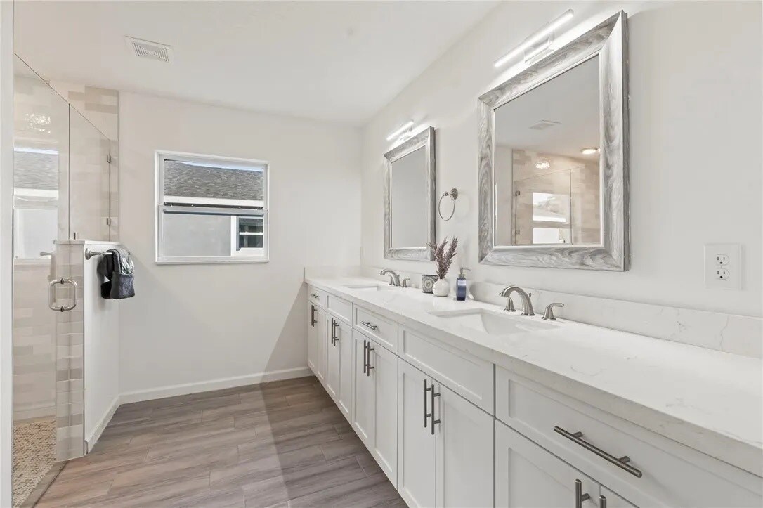 Building Photo - 8575 99th Ct