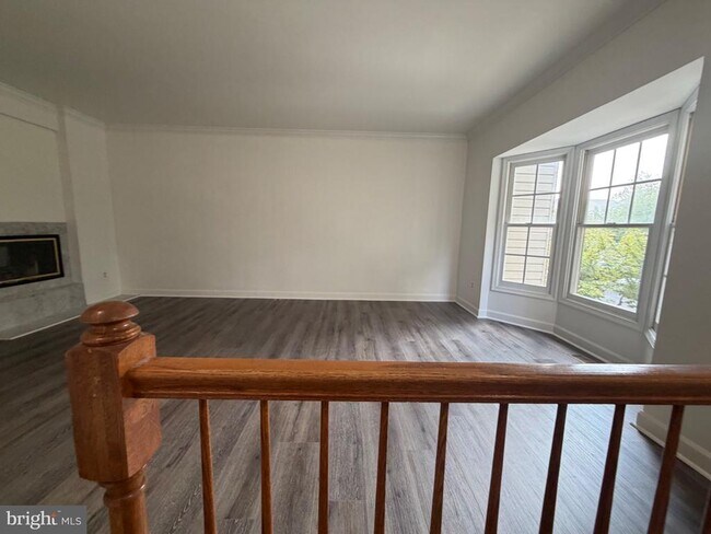 Building Photo - 4009 Dogberry Ln