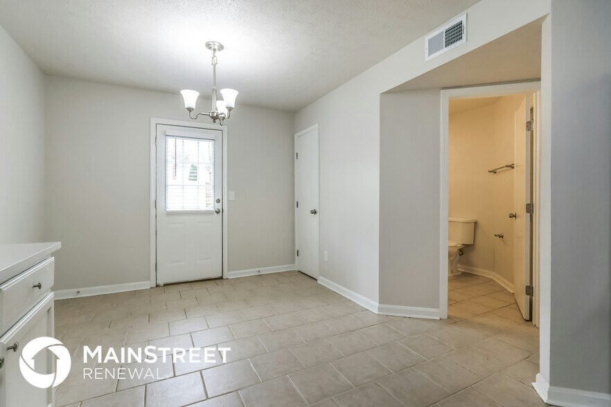 Building Photo - 4112 Willowview Blvd