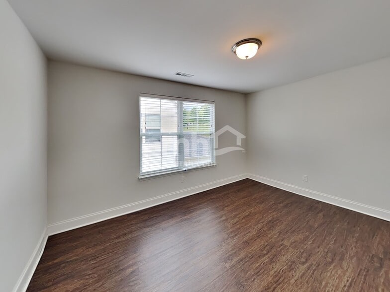 Building Photo - 5058 Mountain Springs Rd
