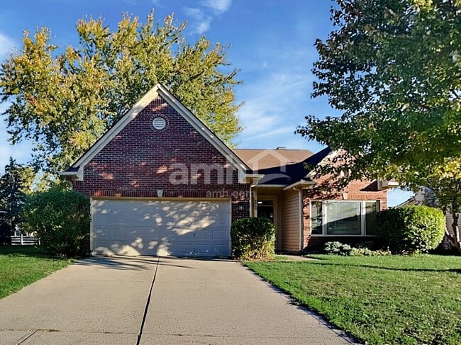 Building Photo - 9940 Wellcroft Ln