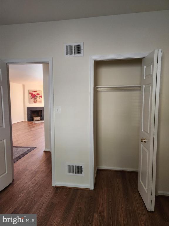 Building Photo - 10456 Parthenon Ct