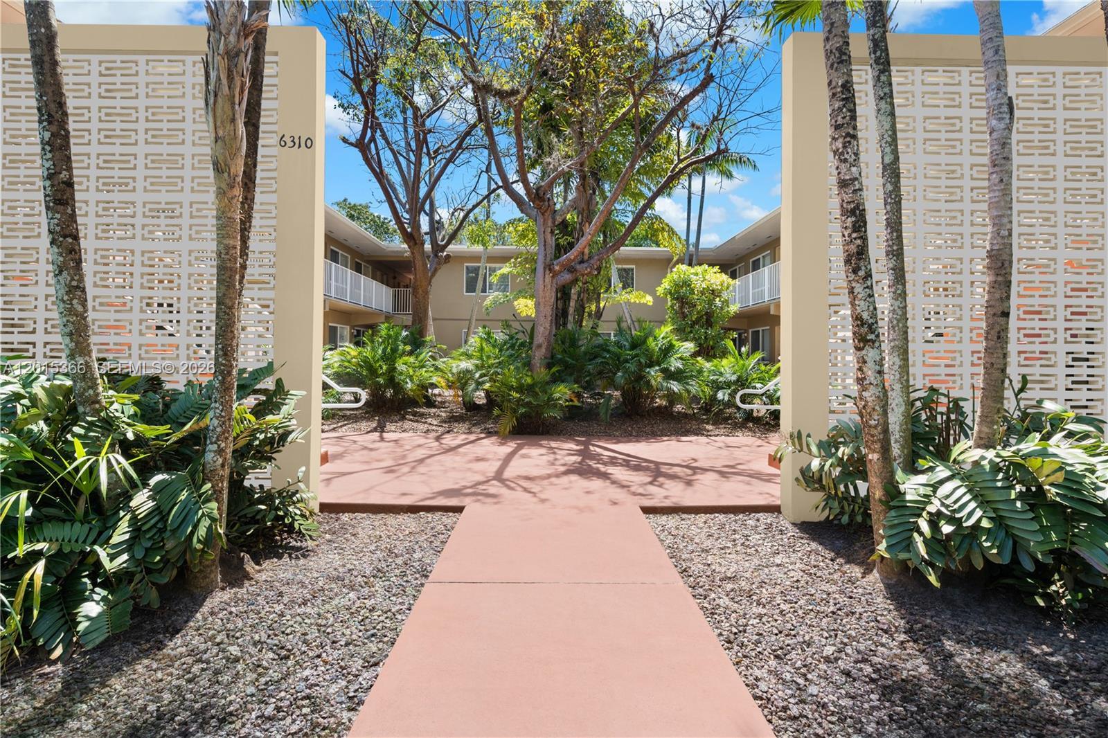 Building Photo - 6330 SW 79th St