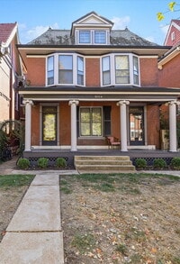 Building Photo - "Charming 3-Bed Duplex with Hardwood Floors & Cozy Fireplace - 6114 Waterman Blvd, St. Louis!" ST...