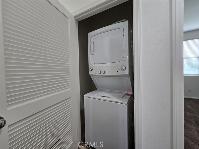 Building Photo - 527 N Chardonnay Dr