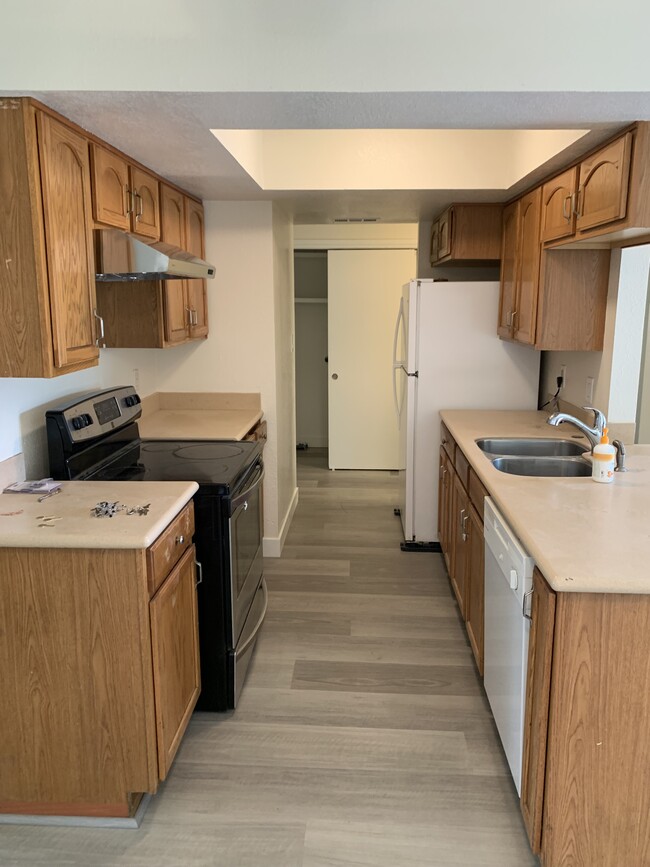 Building Photo - 6904 Sumter Quay Cir