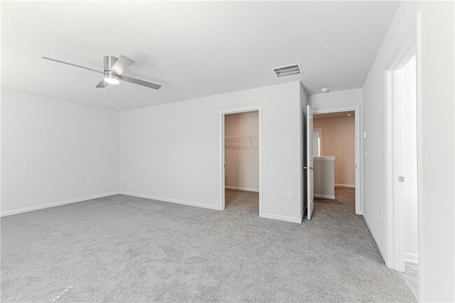 Building Photo - 545 King Vlg