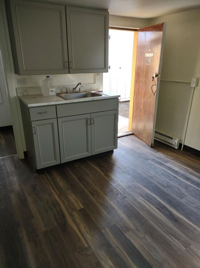 Building Photo - 3rd Avenue Duplex