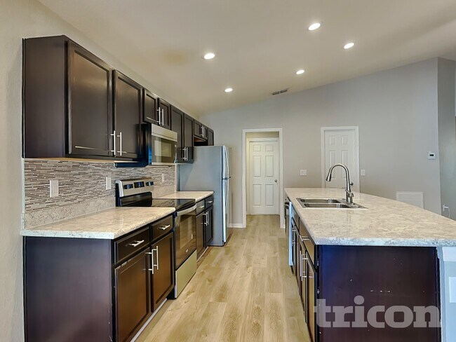 Building Photo - 8070 Diamond Creek Ln