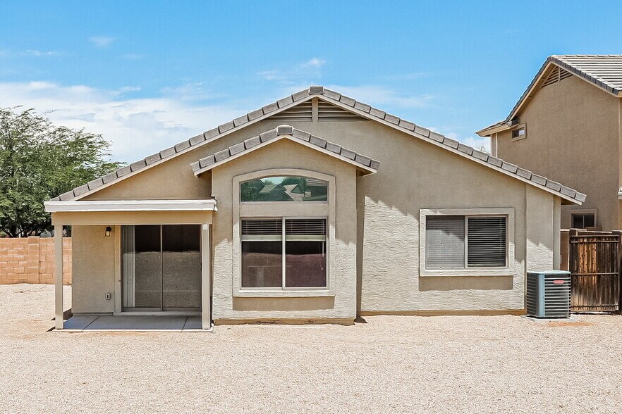 Building Photo - 2049 W Gold Mine Way
