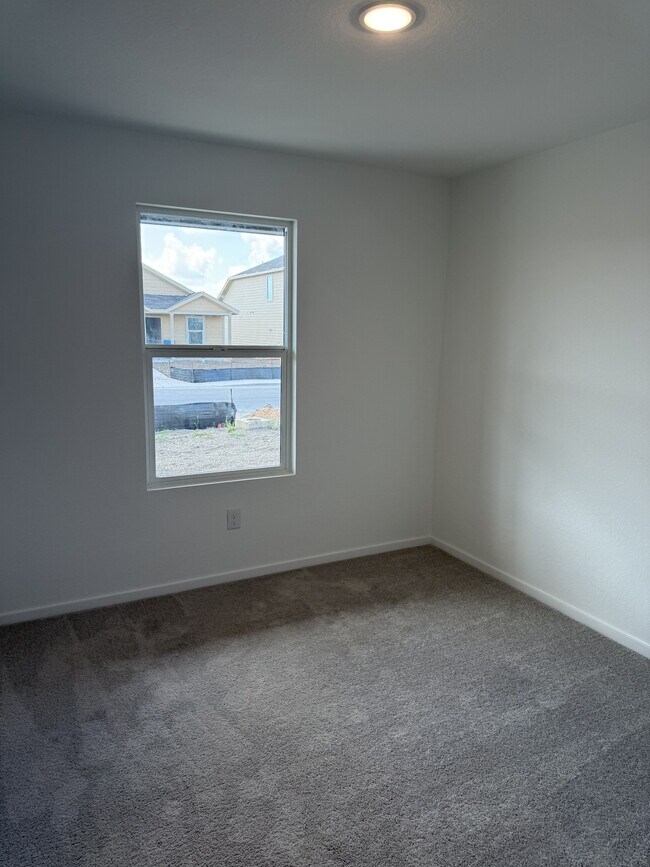 Building Photo - 1836 Wood Warbler Ln