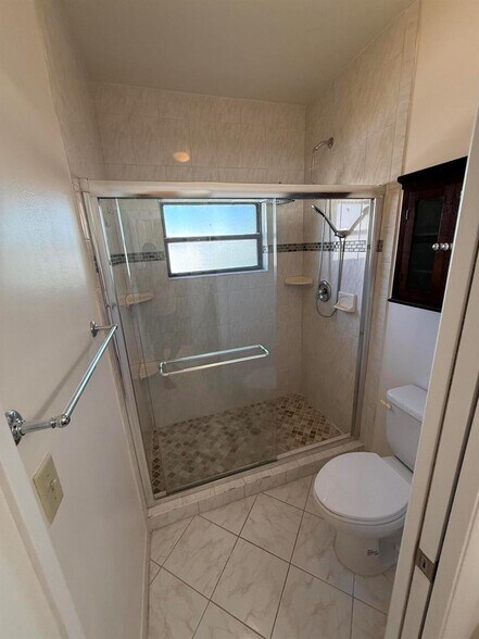 Building Photo - 4538 NW 90th Ave