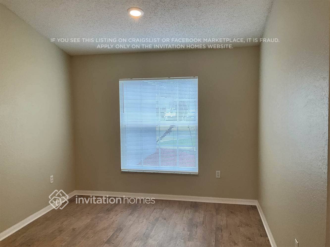 Building Photo - 8109 Oakhurst Blvd