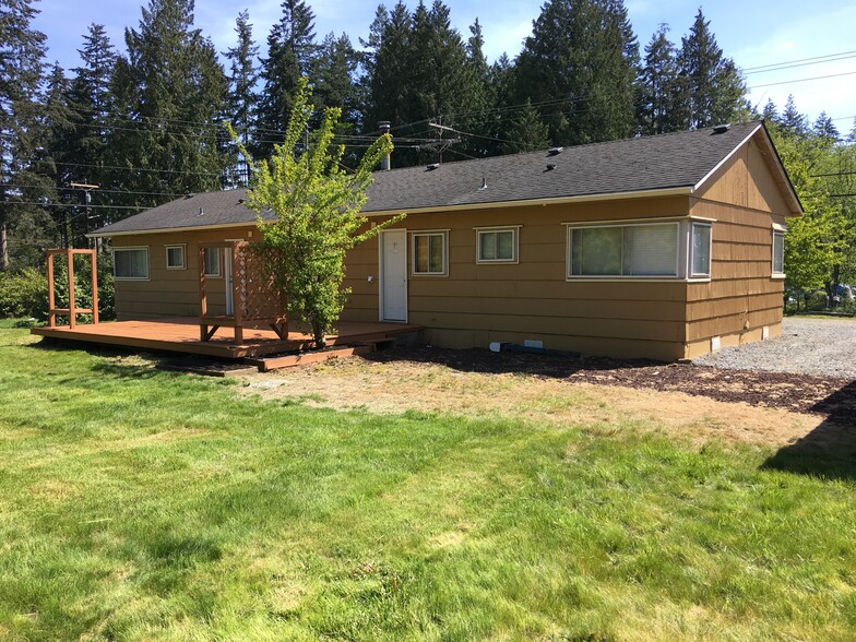 Building Photo - 2017 Gibson Rd