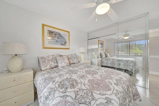 Building Photo - 9485 N Belfort Cir