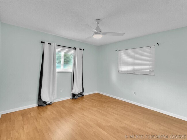 Building Photo - 11762 NW 26th Ct