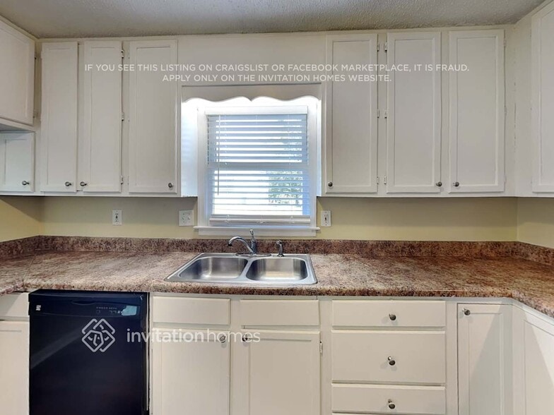 Building Photo - 4756 Saddleridge Rd