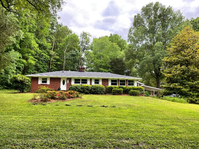 Primary Photo - 429 Dorothy Dr