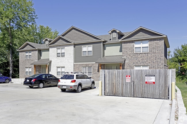 Building Photo - Cedar Creek Townhomes