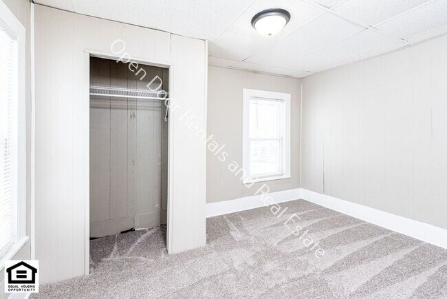 Building Photo - 229 E William St