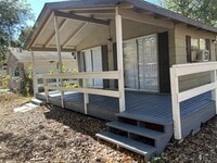 Building Photo - 1000 Holiday Dr