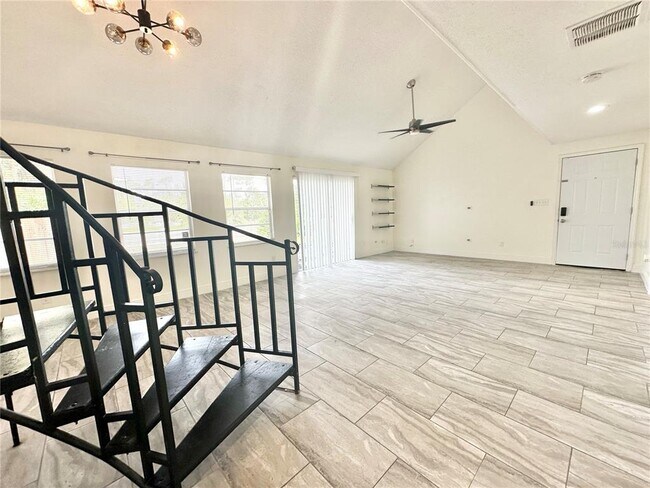 Building Photo - 122 S Bulova Dr