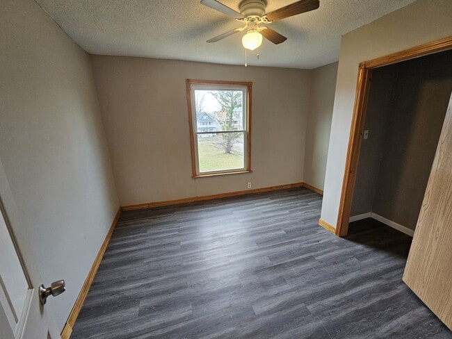 Building Photo - 11600 Beulah Ave