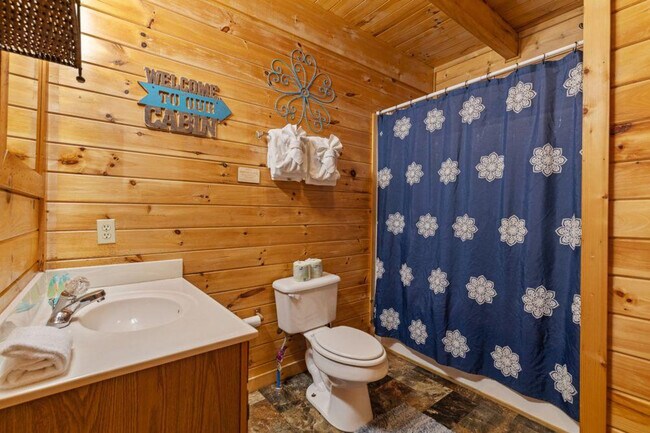 Building Photo - 1844 Trout Way