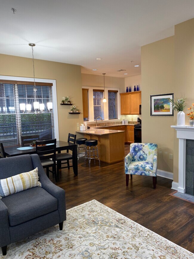 Building Photo - 30 Whistler Ct