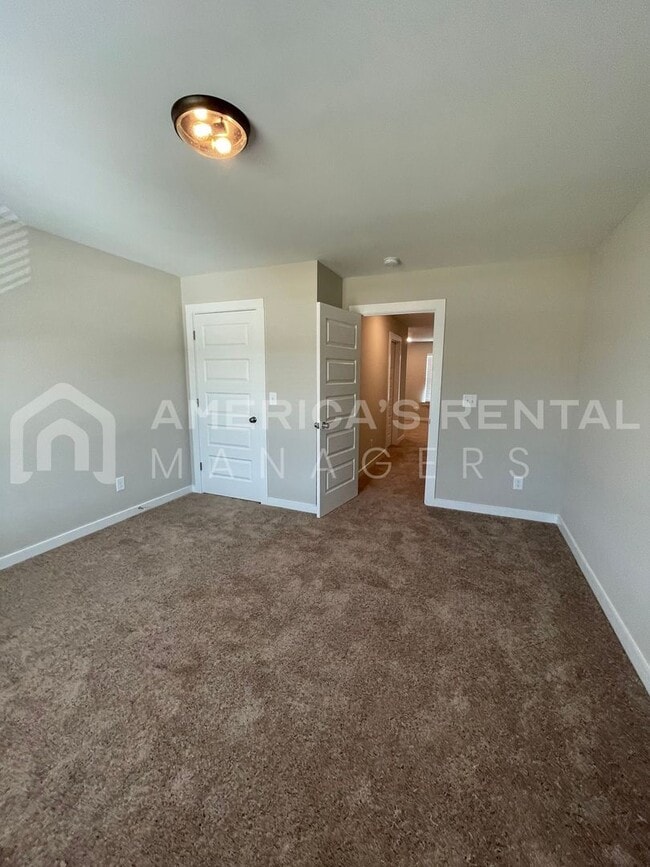 Building Photo - Home for Rent in Jasper, AL!!! Available to View Now!!!