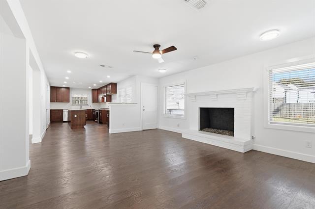 Building Photo - 6207 Royal Ln