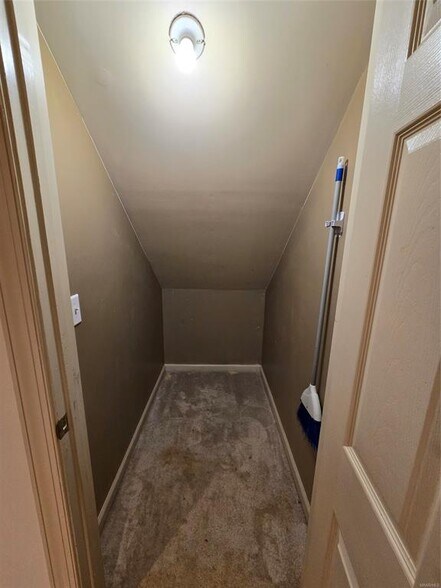 Building Photo - 8457 Chadburn Crossing