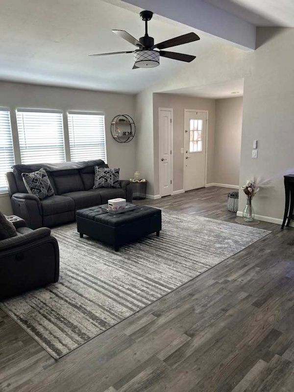 Building Photo - 1 Kaseberg Dr