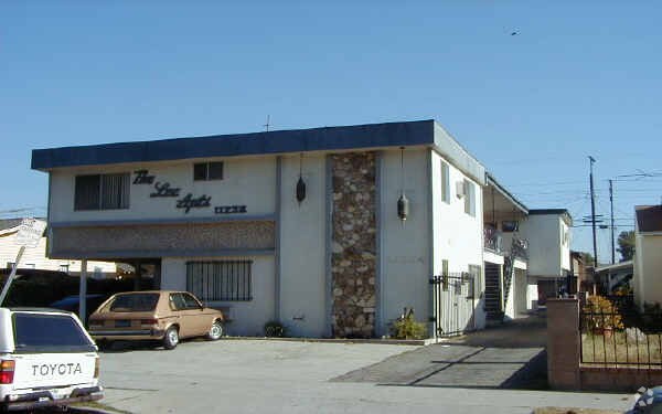 Primary Photo - 11234 Emelita St